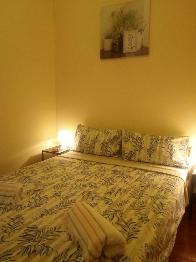 Rooms 4 You Quarto Rosa 波尔蒂芒 外观 照片